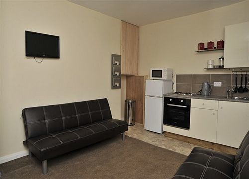 Hoppers Cottage Guest House 게이츠헤드 외부 사진